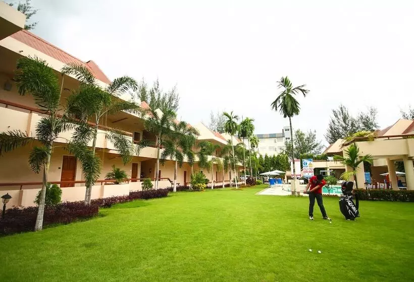 هتل City Golf Resort