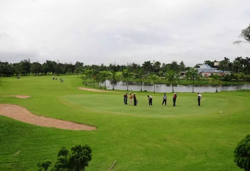 هتل City Golf Resort
