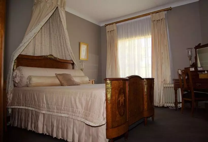 Hotelli Leeuwenhof Country Lodge & Garden Spa