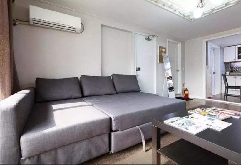 House In Hongdae 1