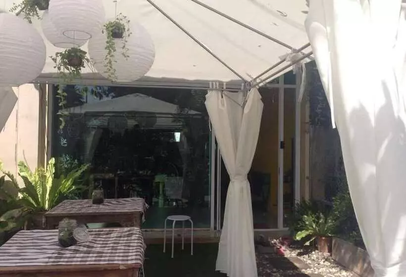 Must Room Hua Hin 51   Hostel