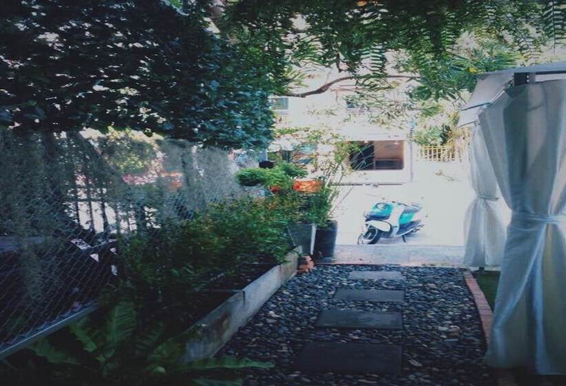 Must Room Hua Hin 51   Hostel