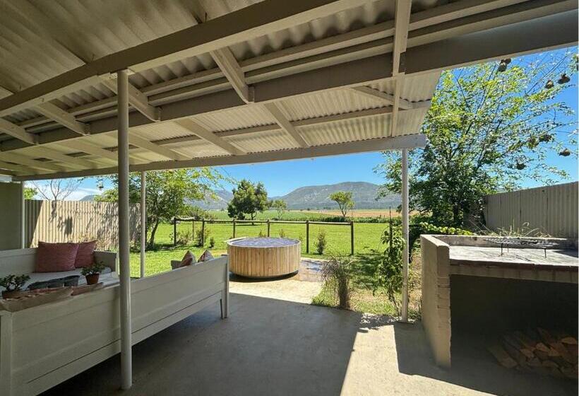 Oakhurst Farm Cottages