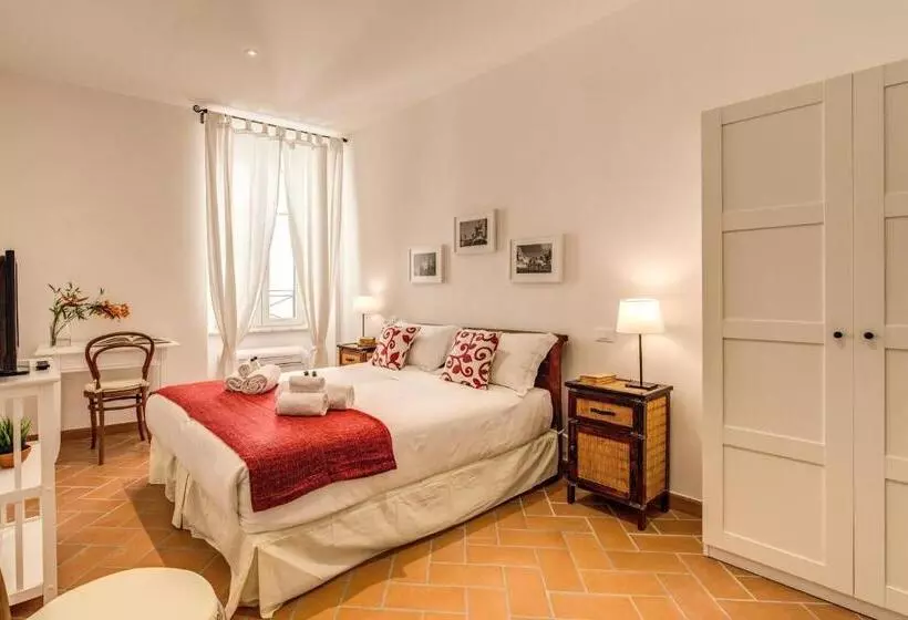 پانسیون Piccolo Trevi Suites