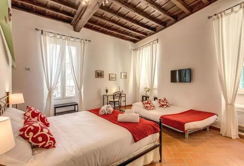 پانسیون Piccolo Trevi Suites