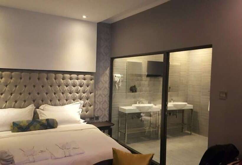 پانسیون Staywell Hotels