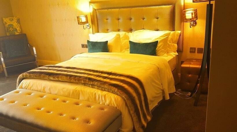 پانسیون Staywell Hotels