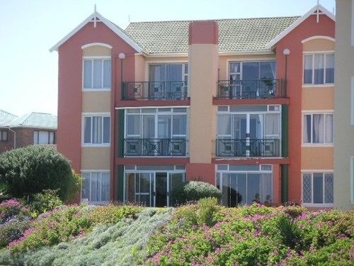 Waterside Living Nautilus 01