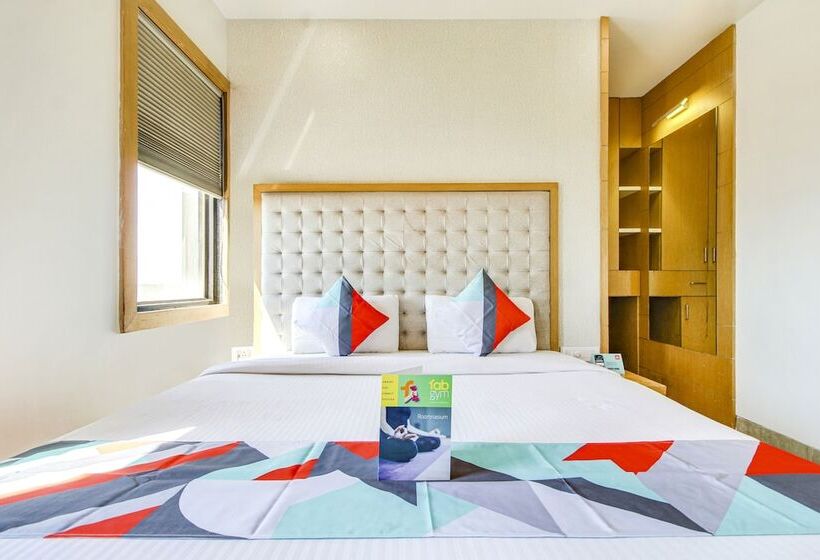 Fabhotel Naman Palace