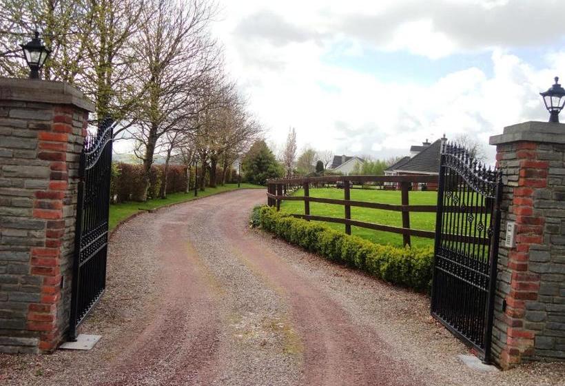 مبيت وإفطار Westwood Country House