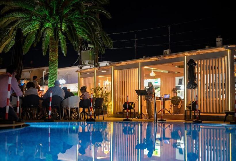 Dionysos Hotel & Suites