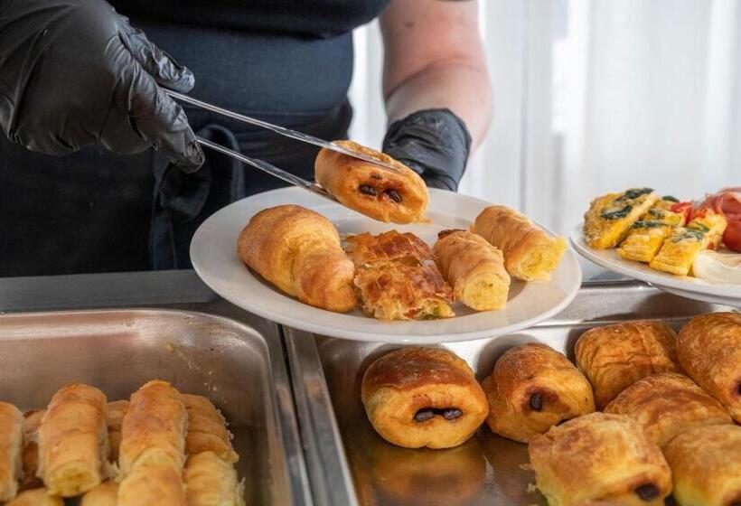 Dionysos Hotel & Suites