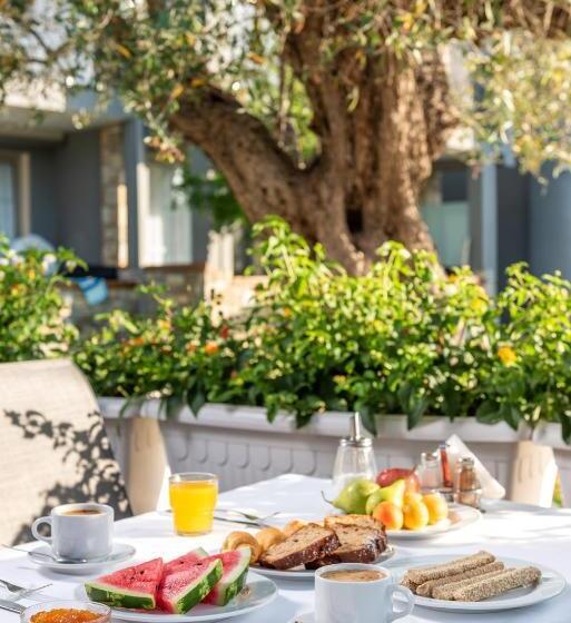 Dionysos Hotel & Suites