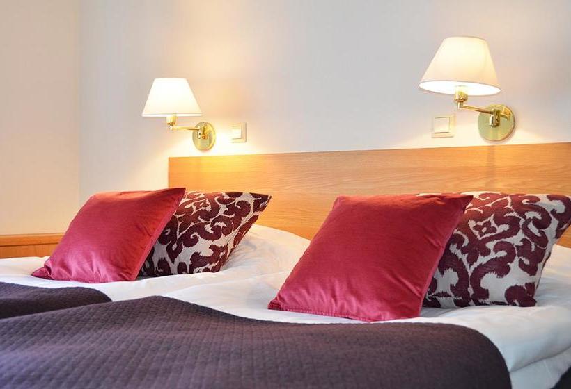 Hesehotelli Turku Linja Autoasema