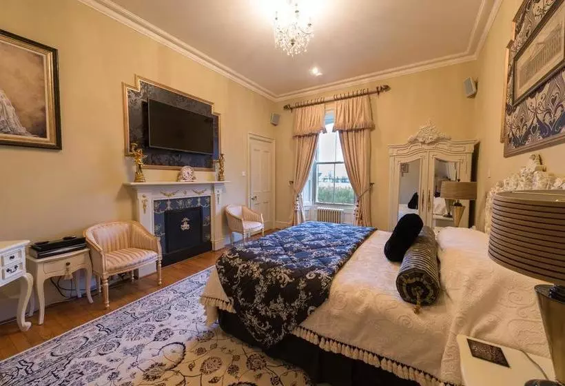 هتل Eden Mansion