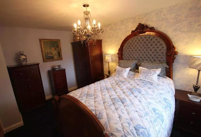 هتل Eden Mansion