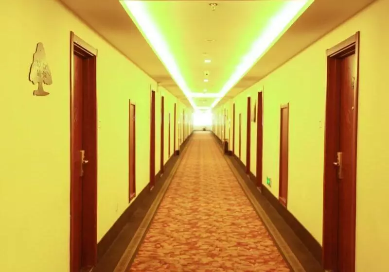 Hotelli Greentree Inn Shandong Yantai Fushan District Yongda Street Express