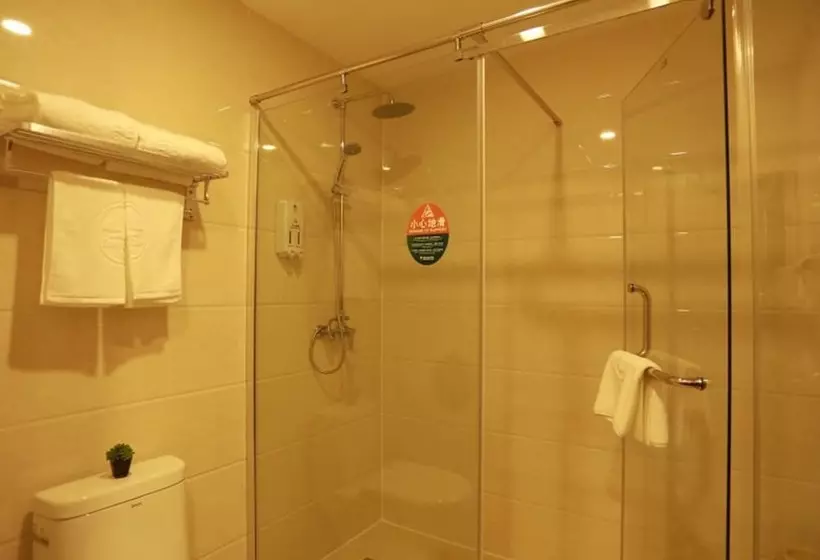 Hotelli Greentree Inn Shandong Yantai Fushan District Yongda Street Express