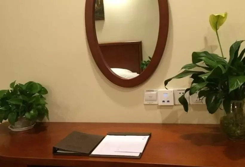 Hotelli Greentree Inn Shandong Yantai Fushan District Yongda Street Express