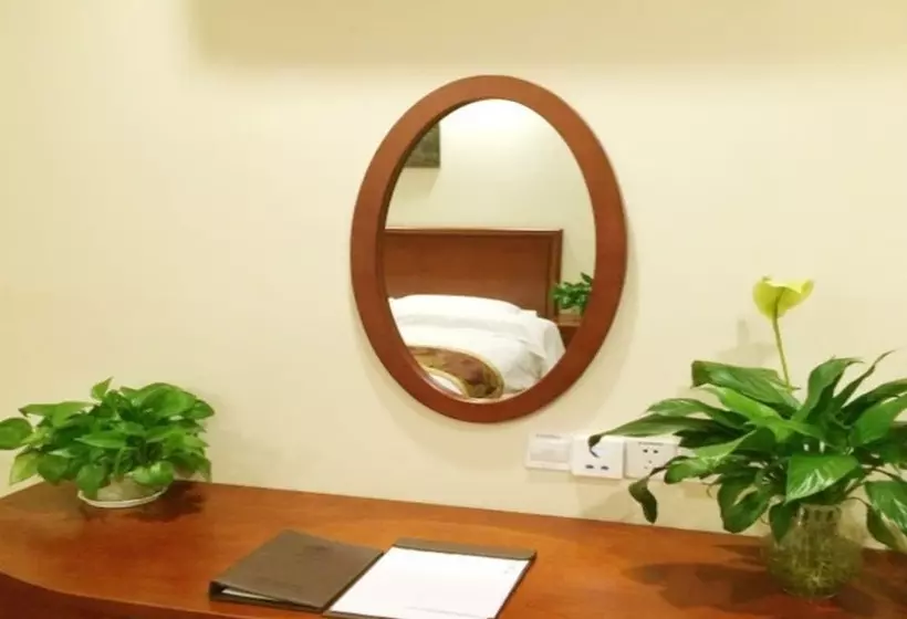 Hotelli Greentree Inn Shandong Yantai Fushan District Yongda Street Express