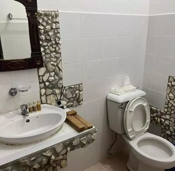 Oceana Hotel & Beach Resort