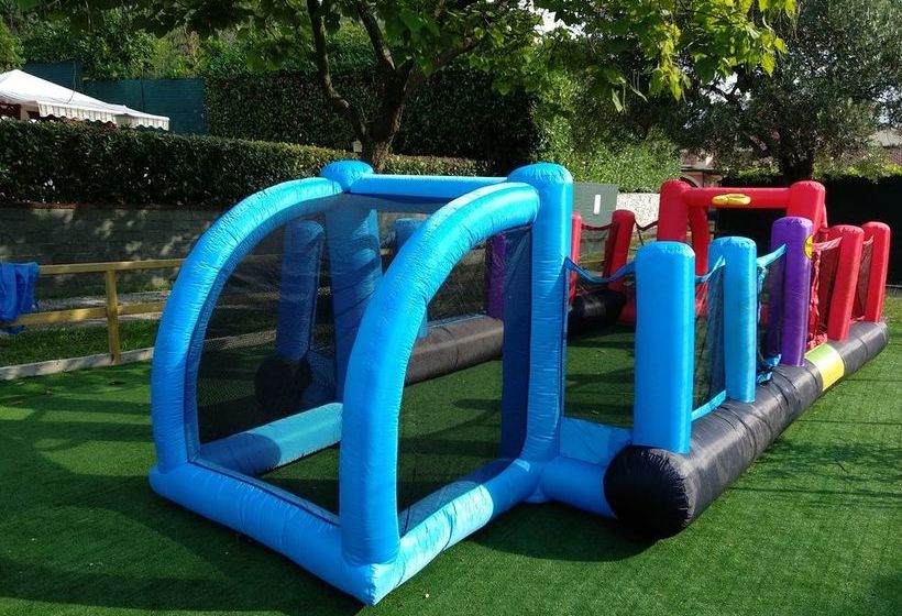 Отель Santa Vittoria Camping