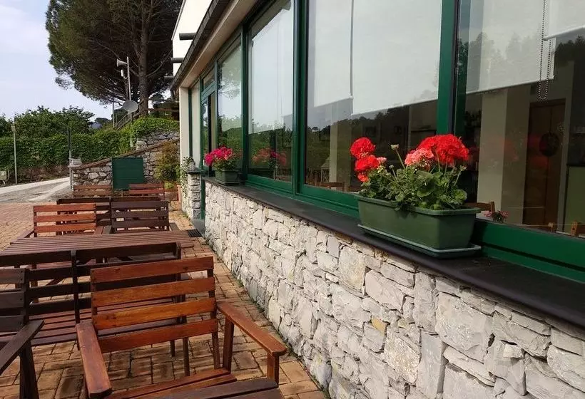 هتل Santa Vittoria Camping