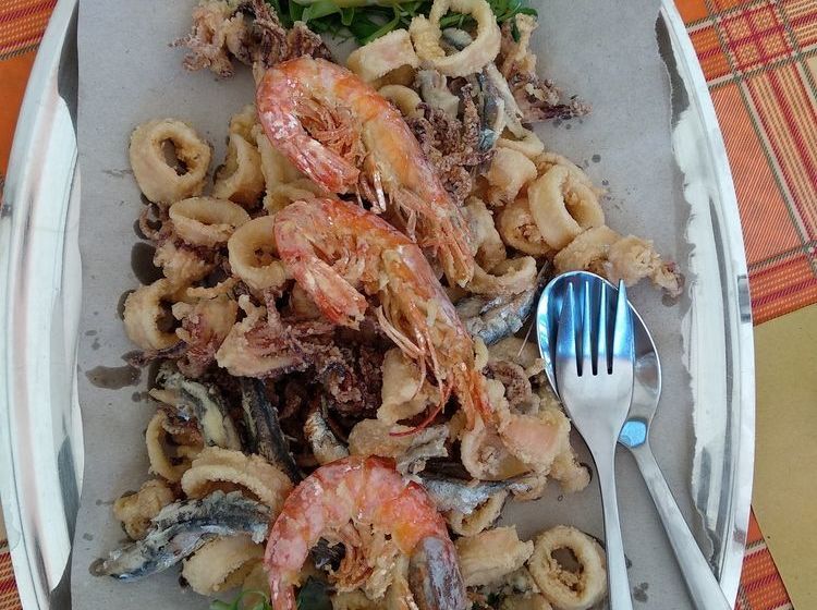 Отель Santa Vittoria Camping