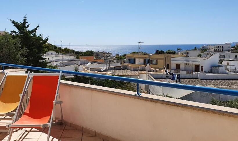 Отель Selenia Residence