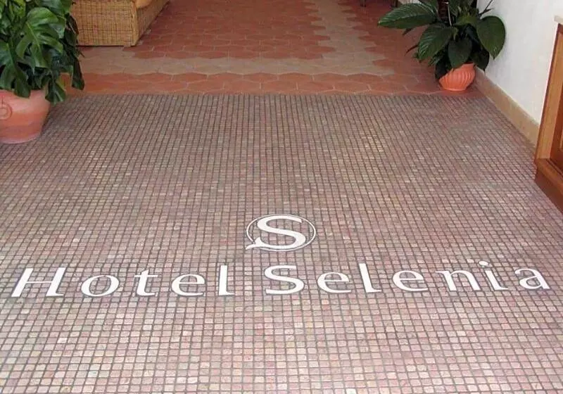 Hotelli Selenia Residence