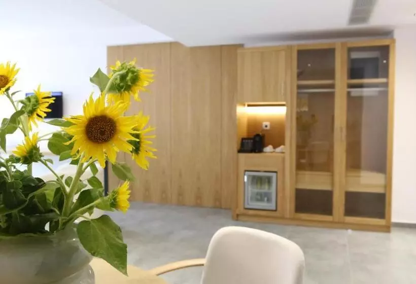 ホテル The Oak