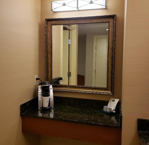 ホテル Three Rivers Casino Resort