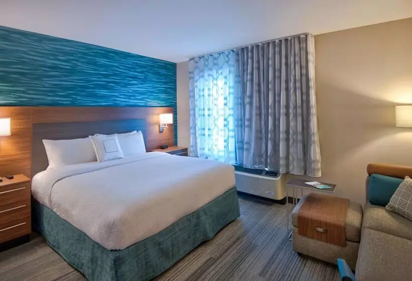 Hotelli Towneplace Suites By Marriott Miami Airport