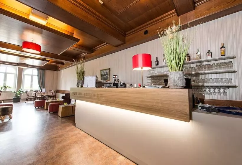 هتل Trail Inn Natur & Sport