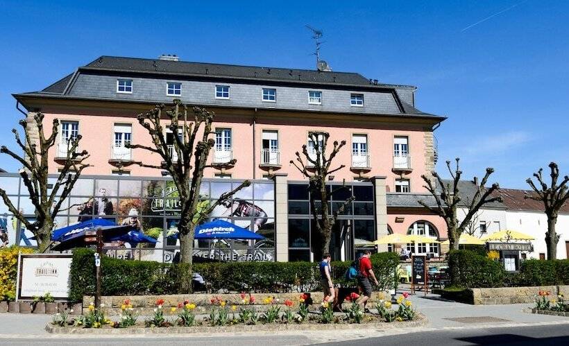 هتل Trail Inn Natur & Sport