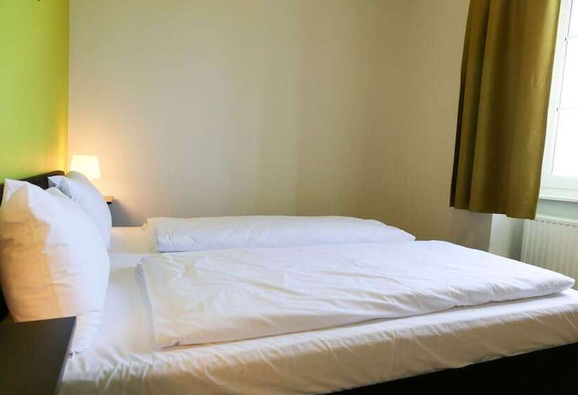 هتل Trail Inn Natur & Sport