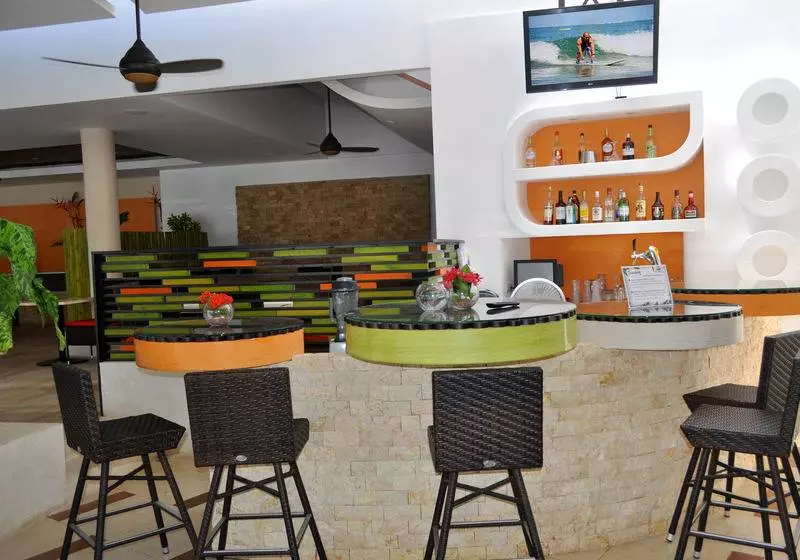 Hotelli Villas Playa Samara Beach Front Resort
