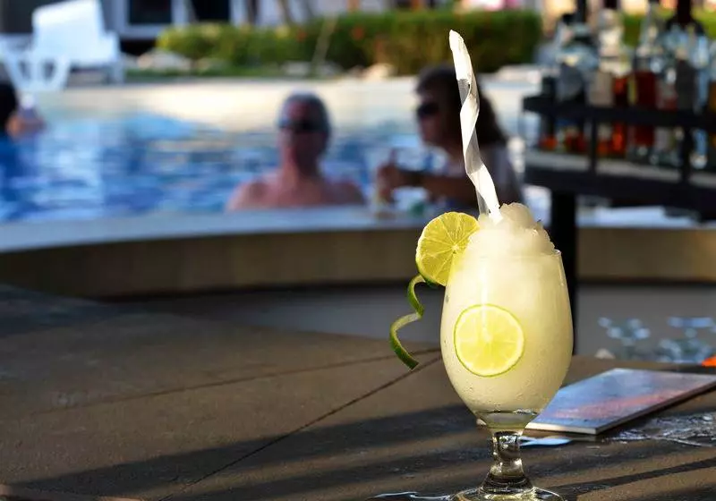Hotelli Villas Playa Samara Beach Front Resort