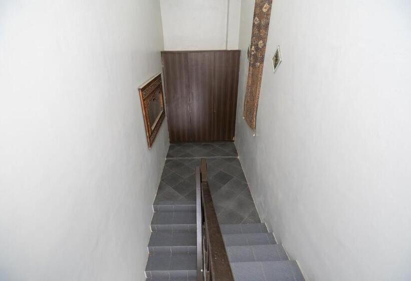 בית מלון כפרי Zen Rooms Panen House