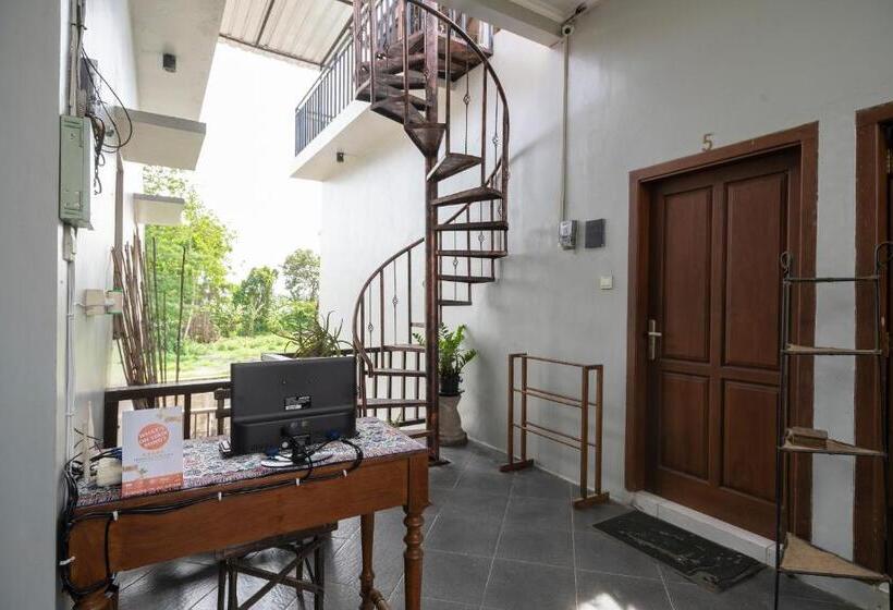 בית מלון כפרי Zen Rooms Panen House