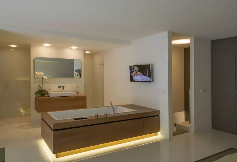 Innova Housing