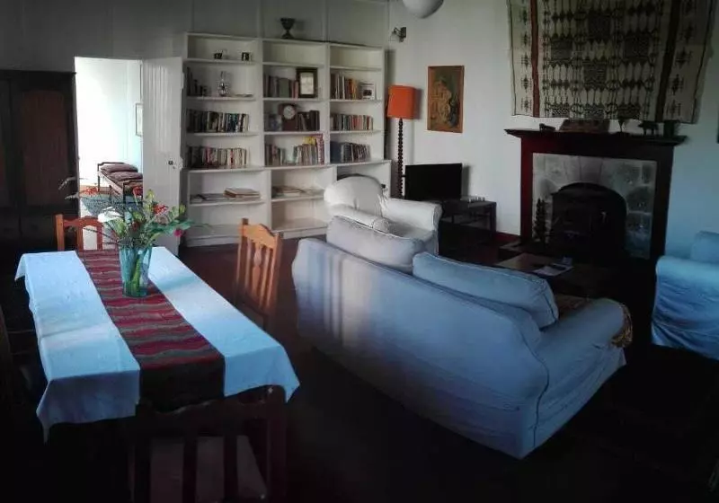 Lekkerwijn Historic Country Guest House