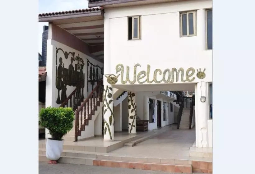 پانسیون Diplomat Beach Resort