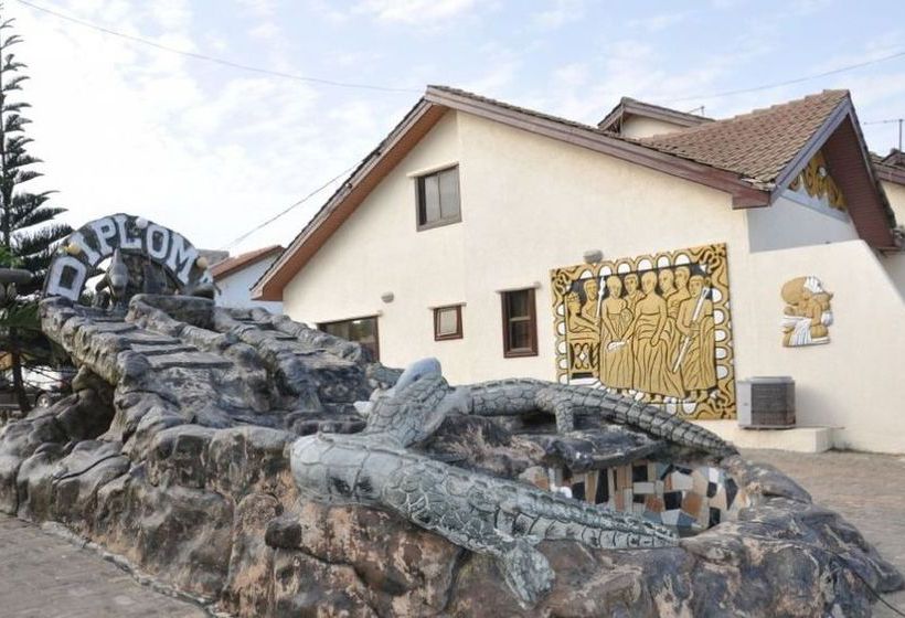 ペンション Diplomat Beach Resort