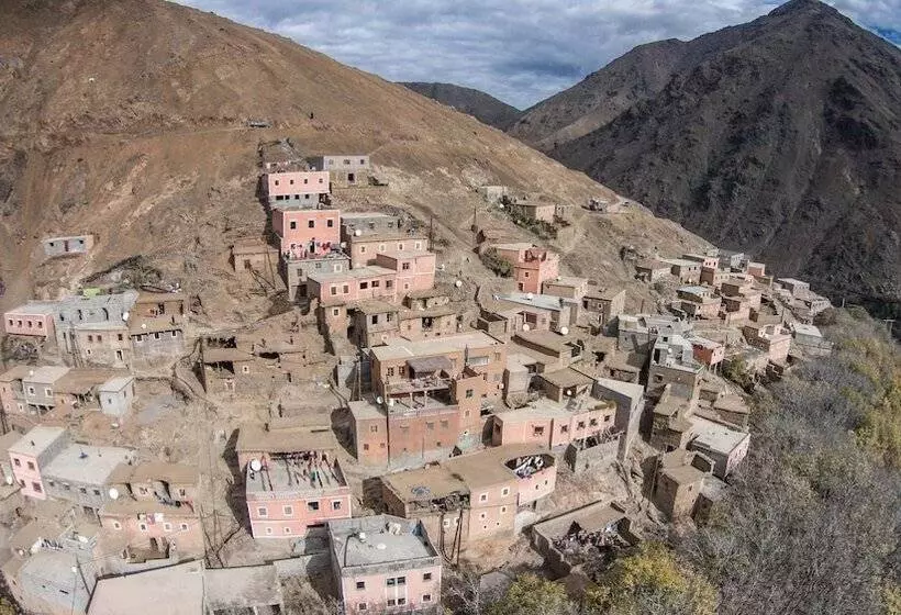 پانسیون Imlil Authentic Toubkal Lodge