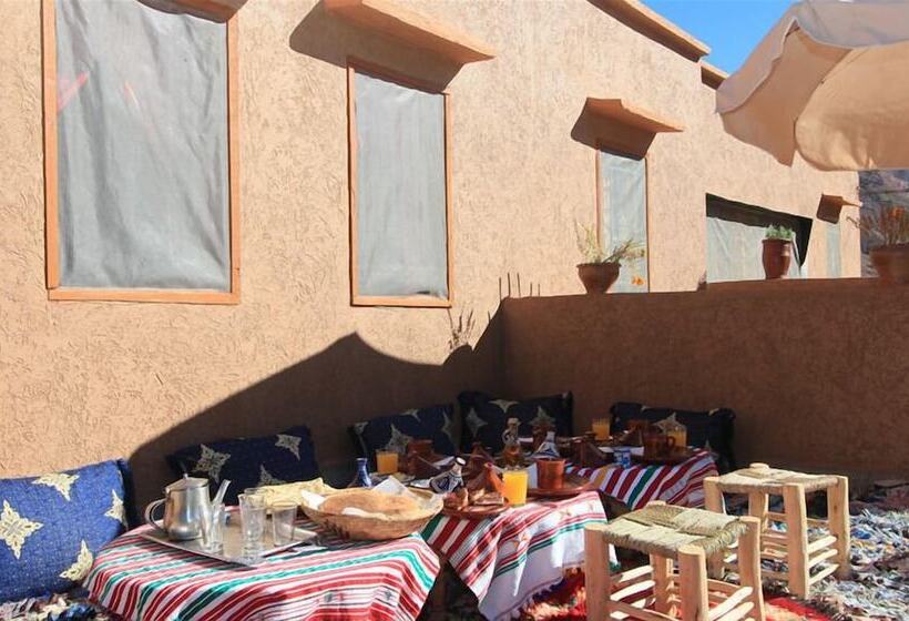 بنسيون Imlil Authentic Toubkal Lodge