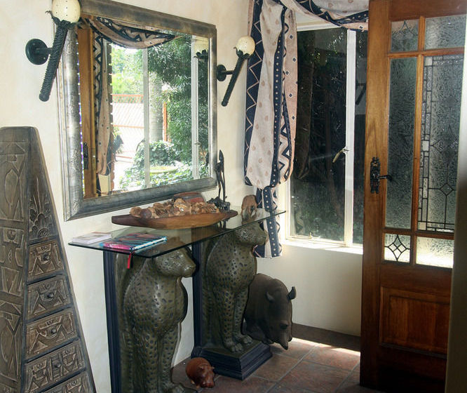 بنسيون Ngena Guest House