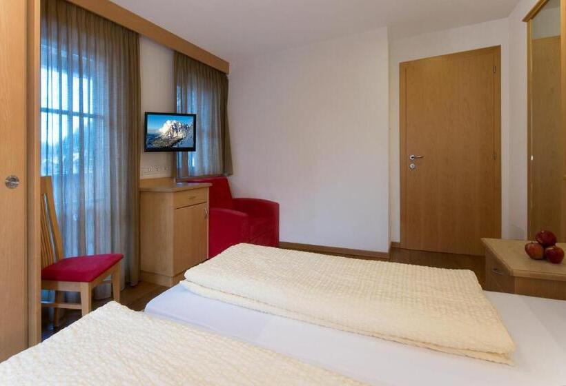 اقامتگاه Appartamenti Villa Olympia