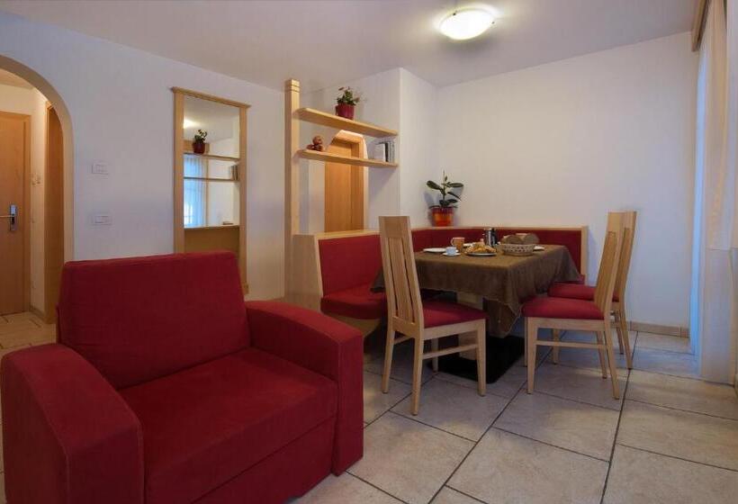 اقامتگاه Appartamenti Villa Olympia