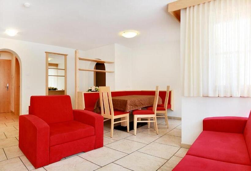 اقامتگاه Appartamenti Villa Olympia